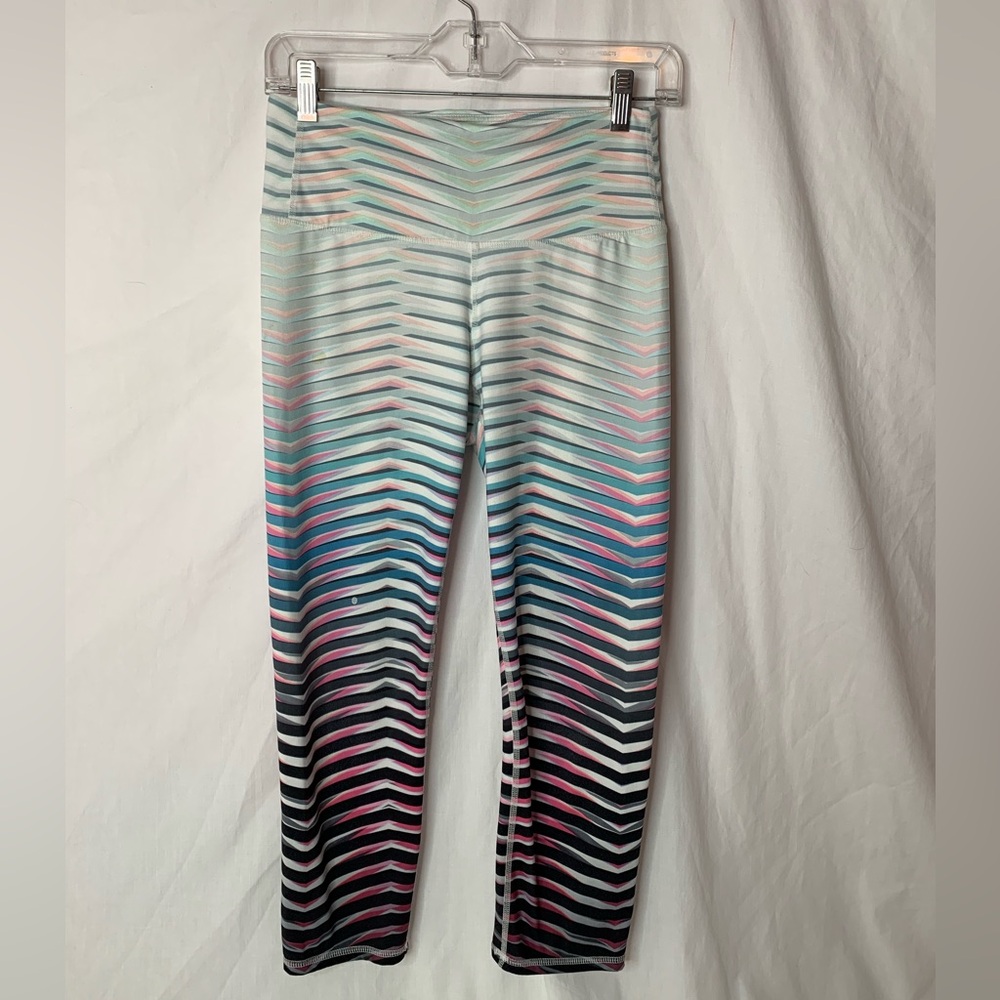 Athleta women’s leggings sizeS hombre stripes